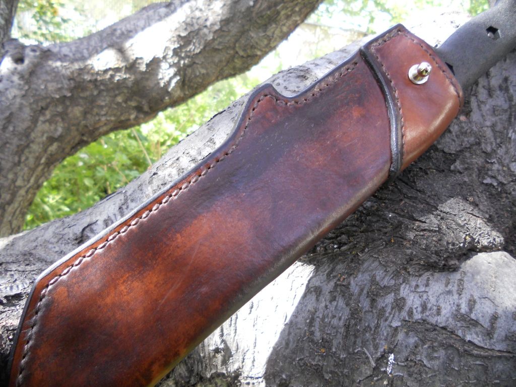 Maximum blade length for comfortable carry in a dangler sheath