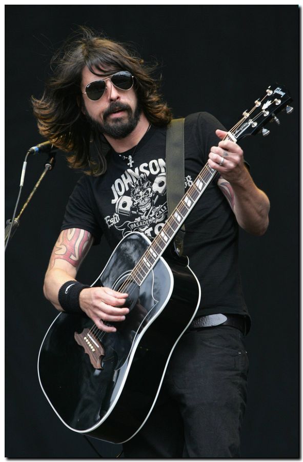 Dave Grohl Foo Fighters EXTRA LARGE CANVAS PRINT A1 Music playing