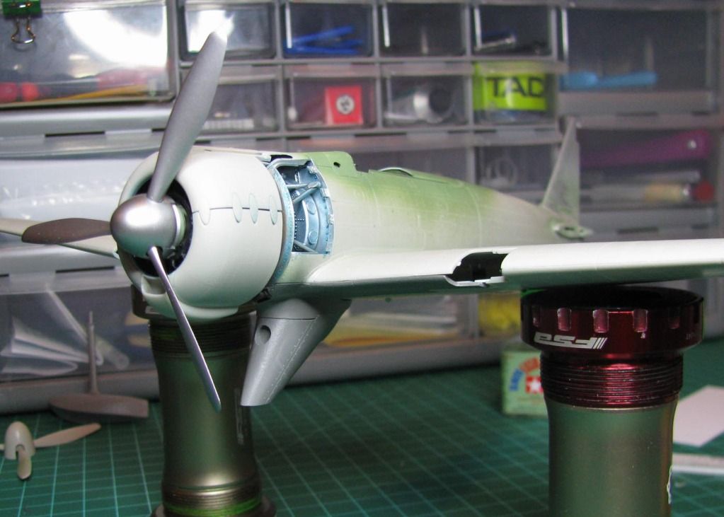 A6M2-N_Wing04FrontView.jpg