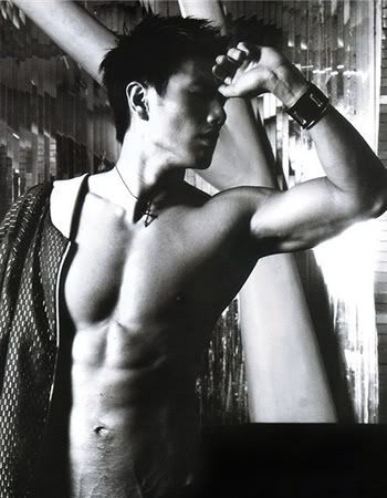 http://i1171.photobucket.com/albums/r556/mumoei/wall%20of%20love/04A.jpg
