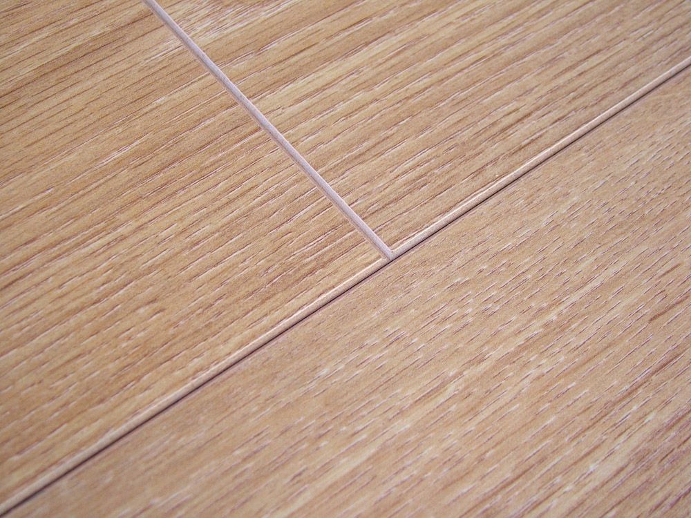 Laminate Flooring Pallet deal Kaindl 4VGroove Natural Oak eBay