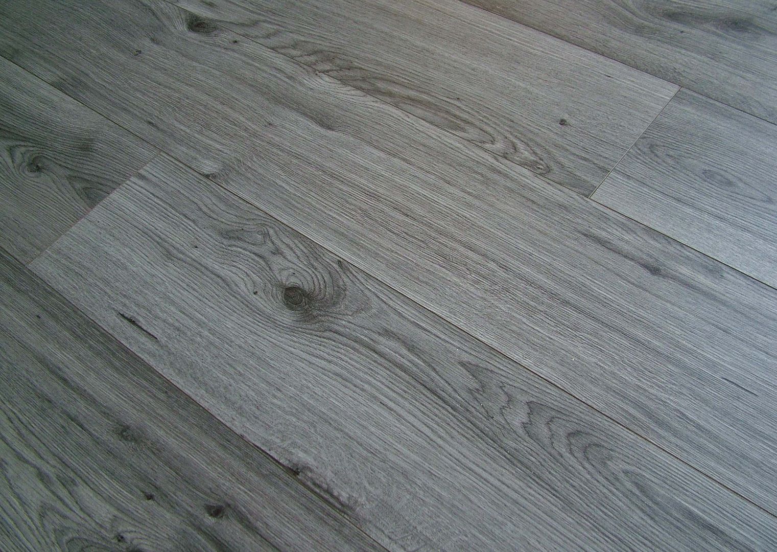 Pallet Deal Millennium Grey Oak 4vGroove Laminate Flooring Click eBay